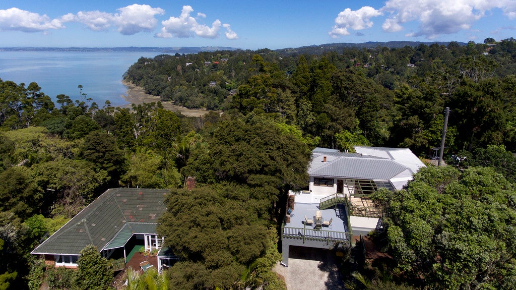55 Tanekaha Road, Titirangi, Auckland - Carousel 19