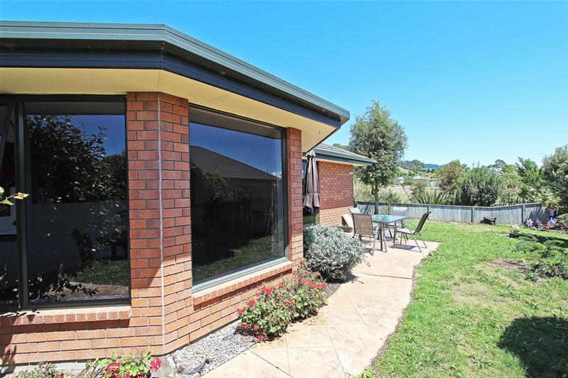 12 Ngawhatu Road, Stoke, Nelson - Carousel 2