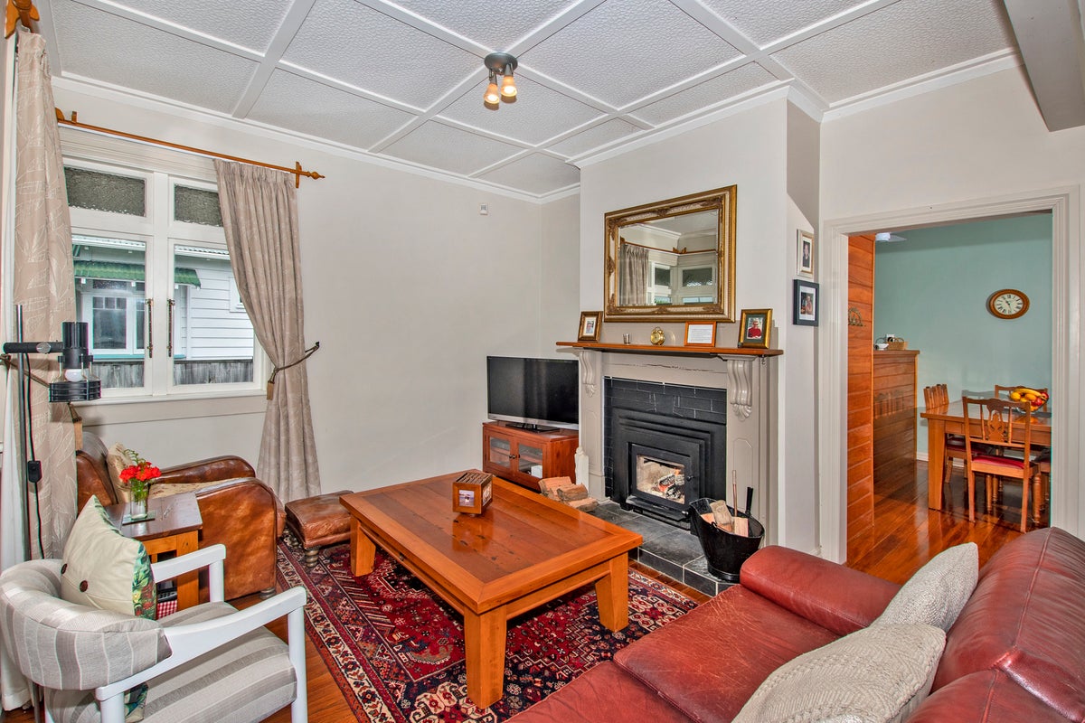 15 Davies Street, Kensington, Whangarei - Carousel 2