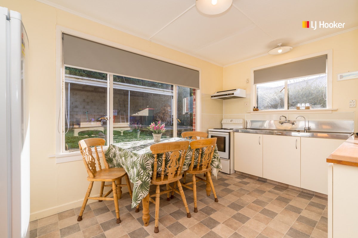 21 Duckworth Street, Andersons Bay, Dunedin - Carousel 2