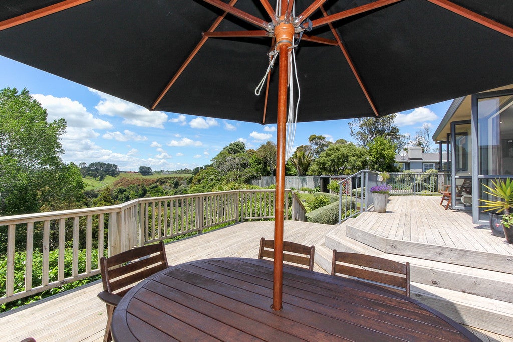 34B Turakina Street, Merrilands, New Plymouth - Carousel 2