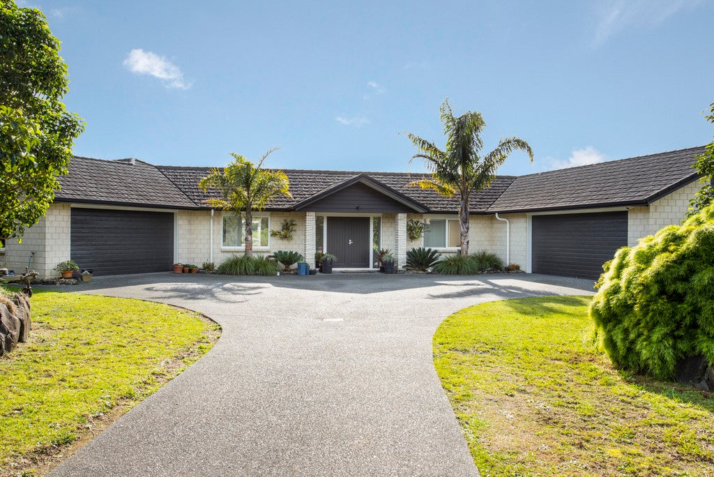 142 Shelly Beach Road, Helensville - Carousel 1