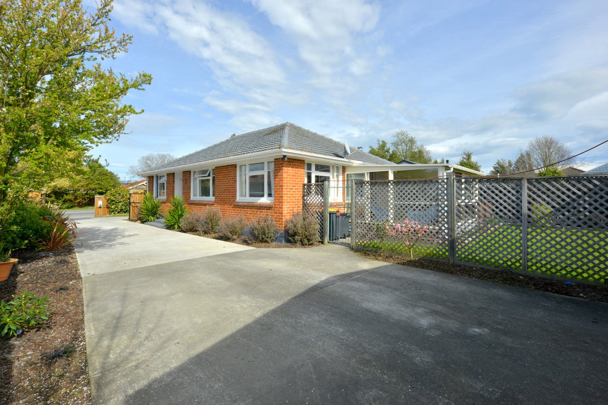 76 Northcote Road, Northcote, Christchurch - Carousel 1