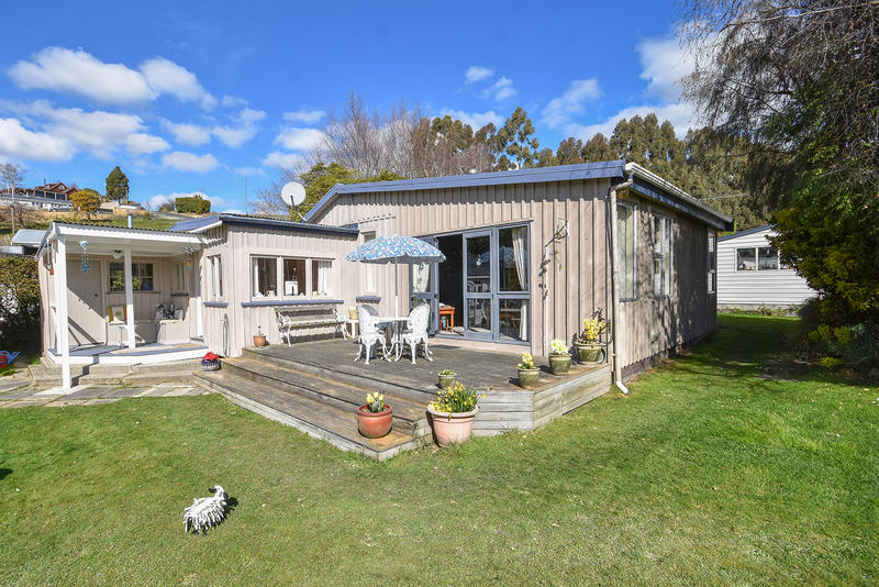 7 Castle Street, Waihola - Carousel 1