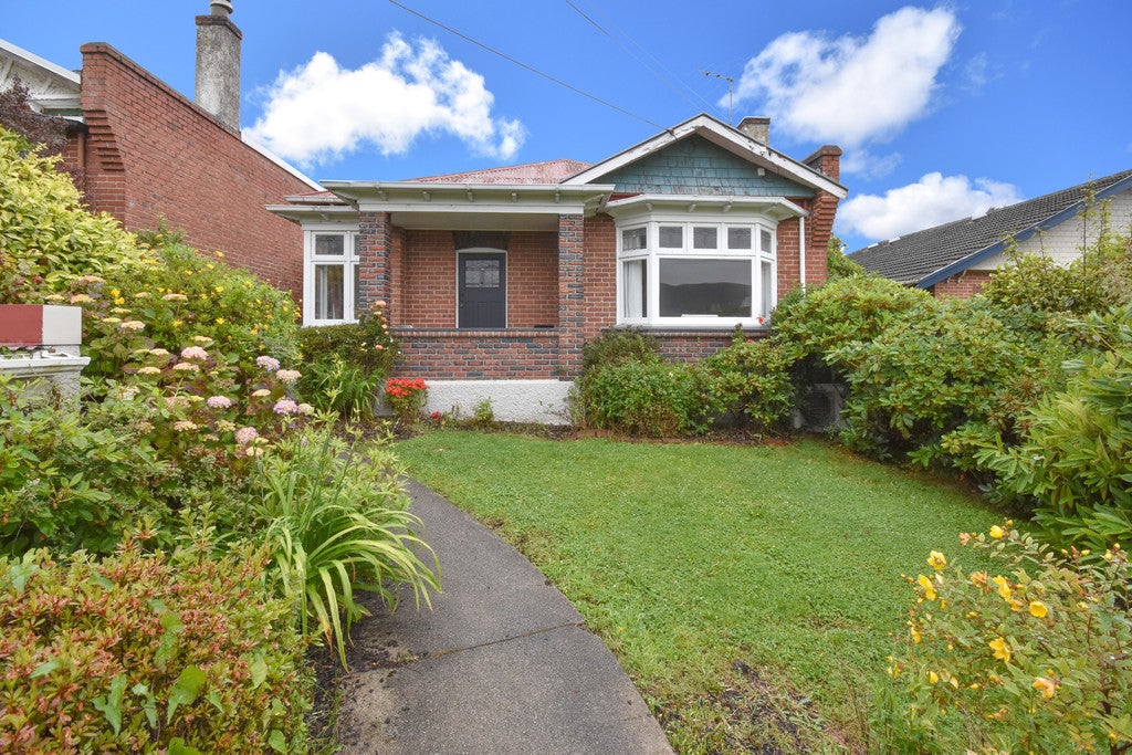 44 Warden Street, Opoho, Dunedin - Carousel 1