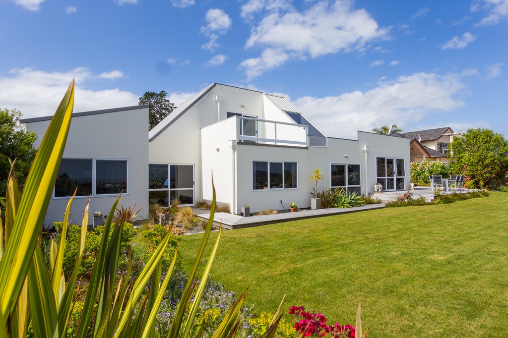 53 Hillview Terrace, Mangapapa, Gisborne - Carousel 2