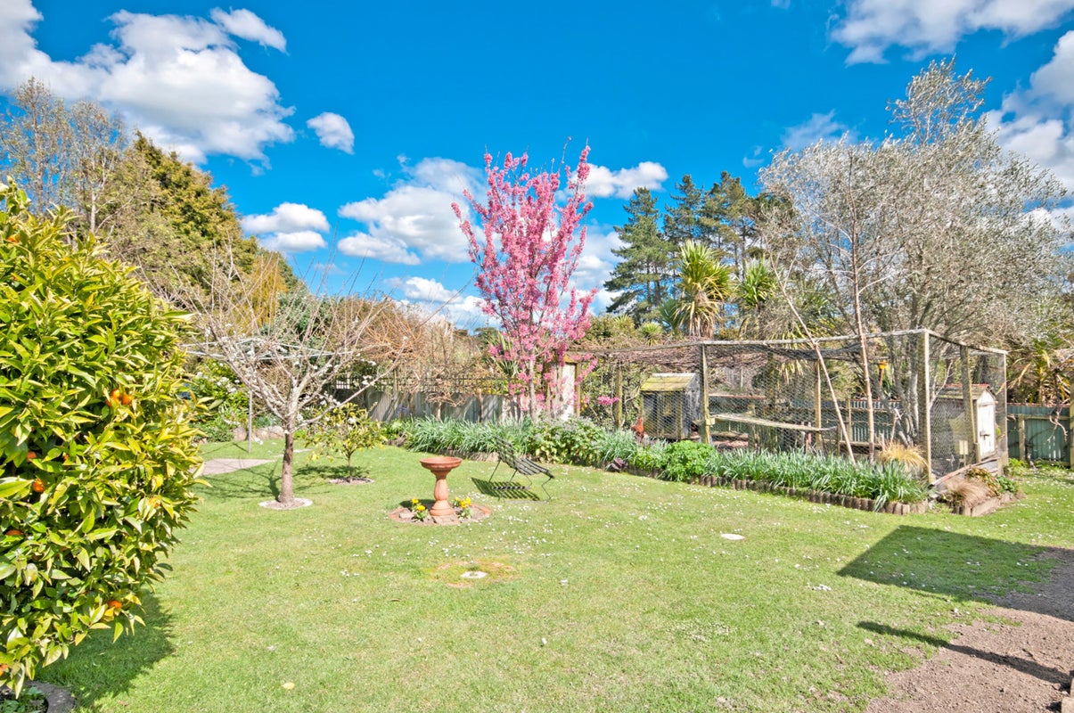 9 Cane Road, Waimauku, Waimauku - Carousel 2