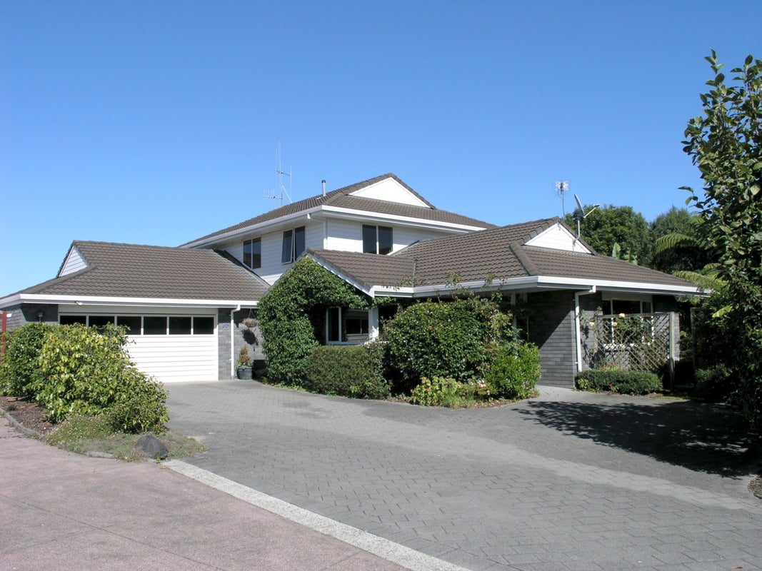 91 Harrowfield Drive, Harrowfield, Hamilton - Carousel 1