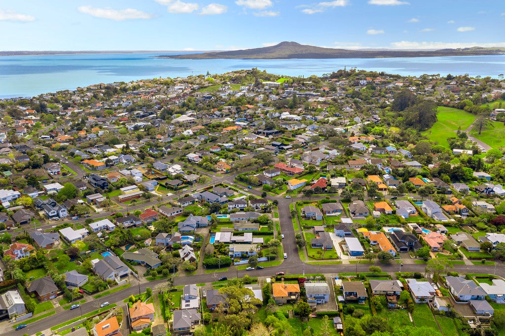 17 Athlone Road, Glendowie, Auckland - Carousel 26