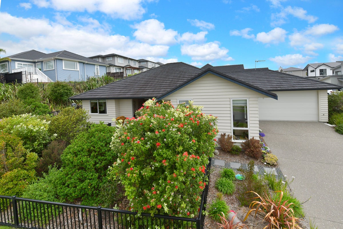 7 Arbors Track, Silverdale, Silverdale - Carousel 21
