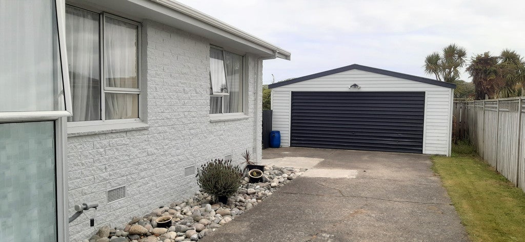 10 Cook Street, Carters Beach, Westport - Carousel 2