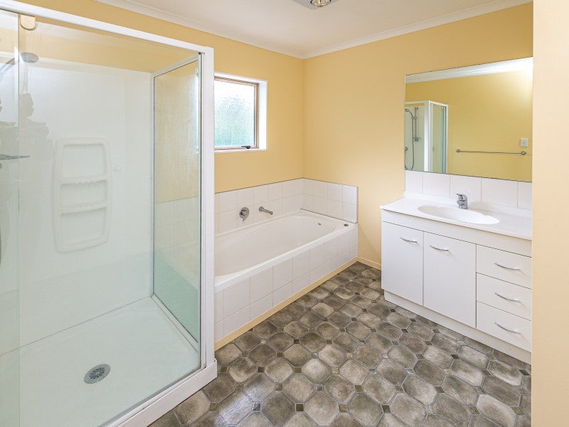 16A Willis Street, Whanganui East, Whanganui - Carousel 2