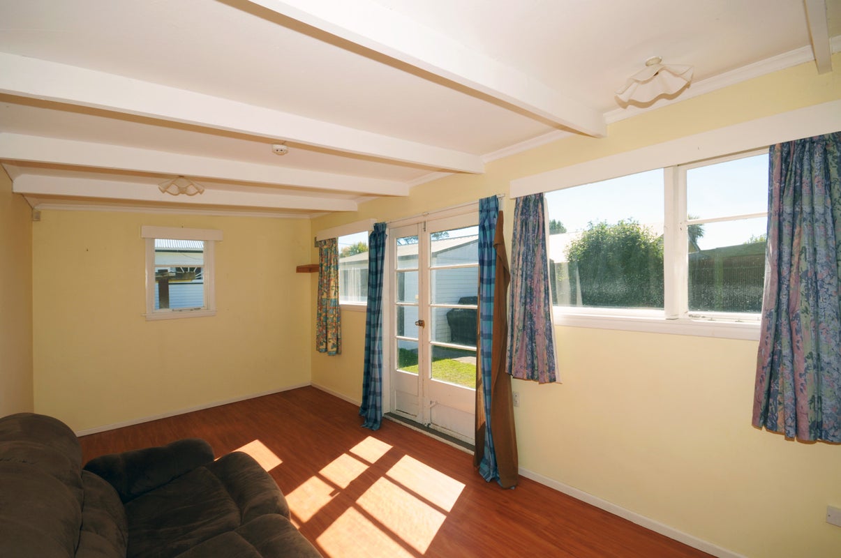 177 Beach Road, North New Brighton, Christchurch - Carousel 13