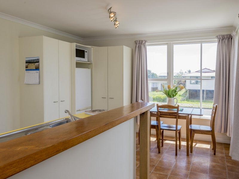 46 Rutherford Drive, Waikanae Beach, Waikanae - Carousel 20