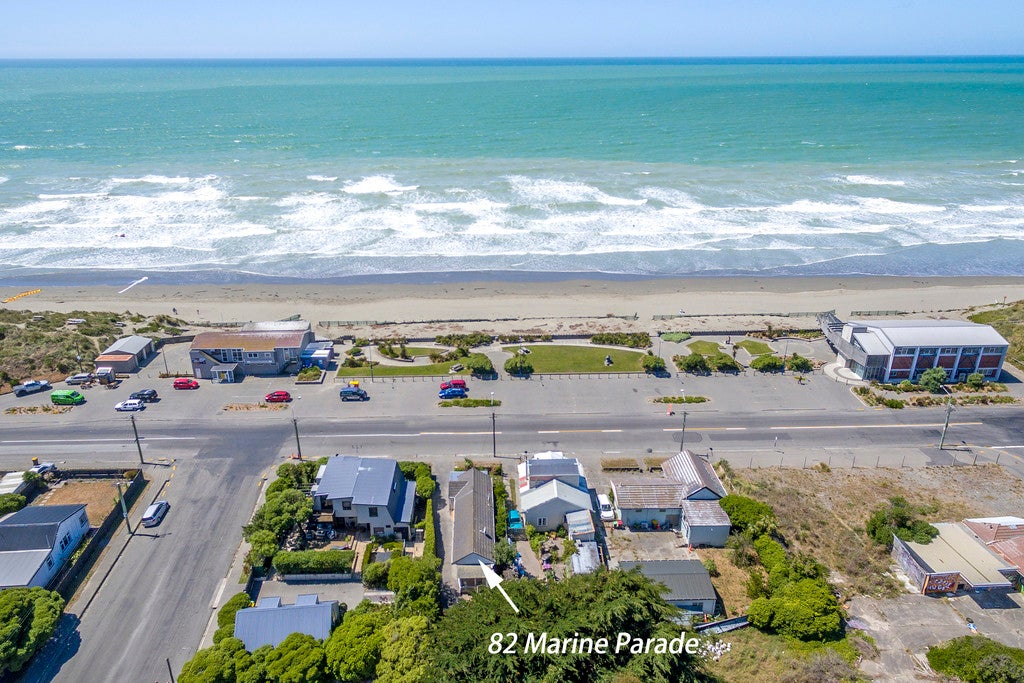 82 Marine Parade, North New Brighton, Christchurch - Carousel 1
