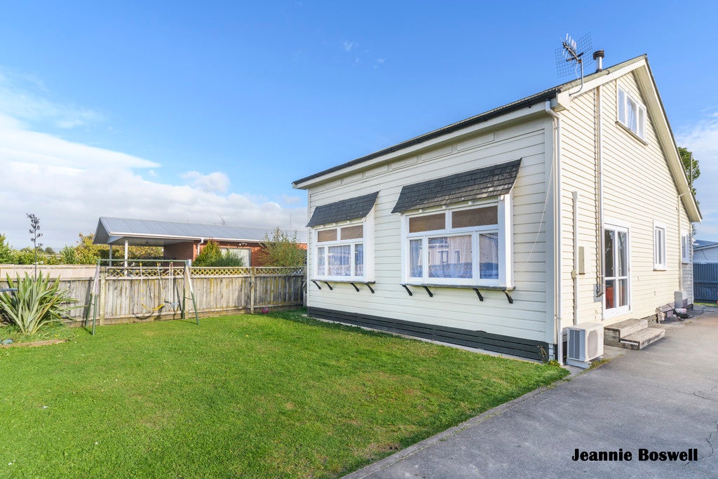 368B Botanical Road, West End, Palmerston North - Carousel 1