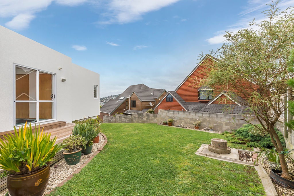 16 Treasure Grove, Hataitai, Wellington - Carousel 20