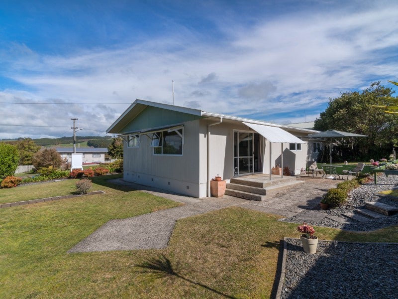 299B Clayton Road, Pukehangi, Rotorua - Carousel 1