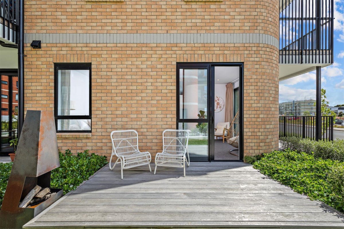 5/77G Hobsonville Point Road, Hobsonville, Auckland - Carousel 2