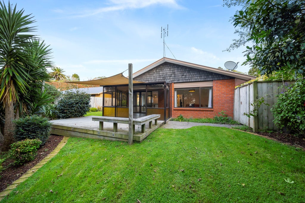 82B Carrington Street, Lower Vogeltown, New Plymouth - Carousel 1
