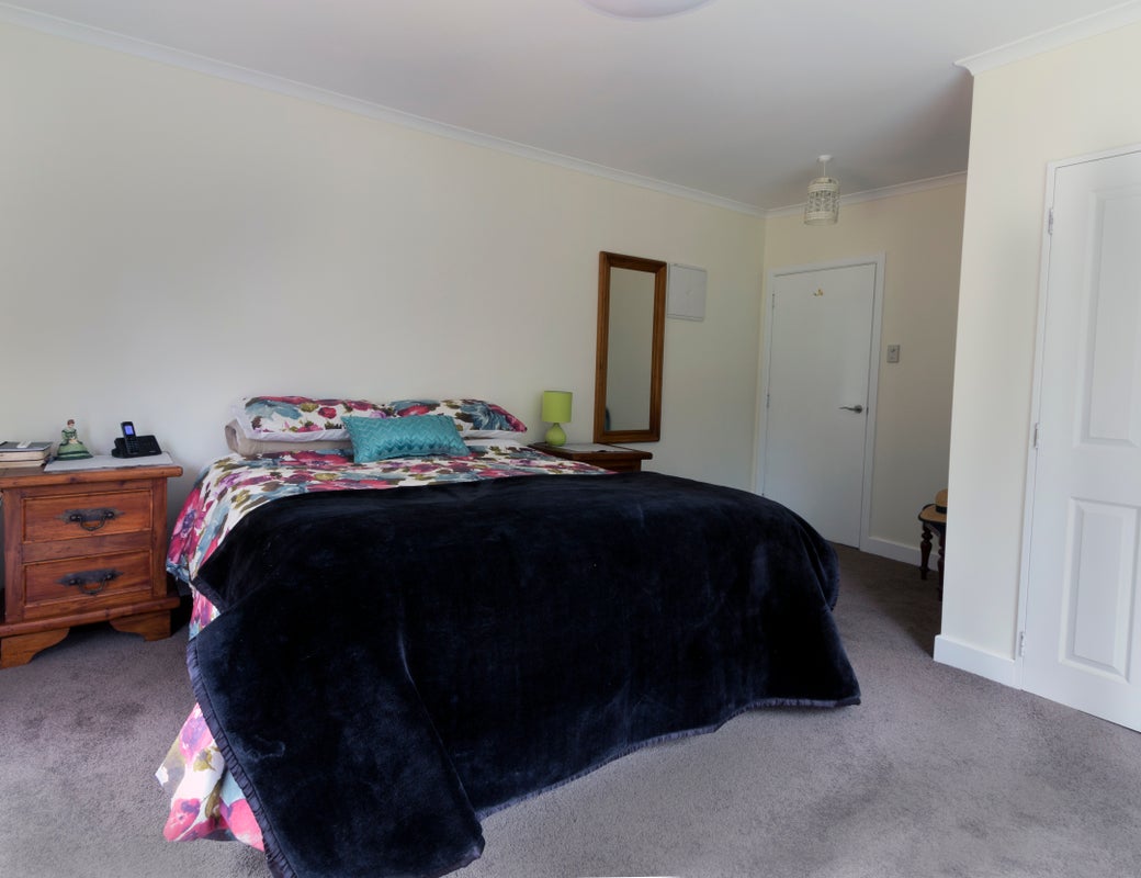 74 Arundel Belfield Road, Belfield, Geraldine - Carousel 24