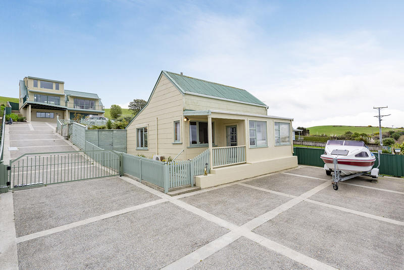 1396 Taieri Mouth Road, Brighton - Carousel 1