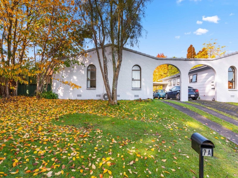 7A Spinel Place, Pukehangi, Rotorua - Carousel 1