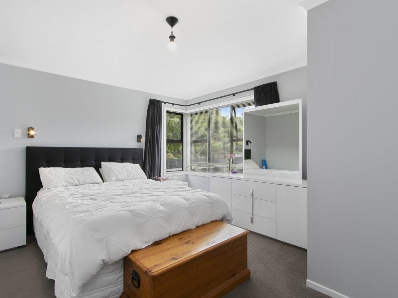 29 Gibbs Crescent, Wainuiomata, Lower Hutt - Carousel 2