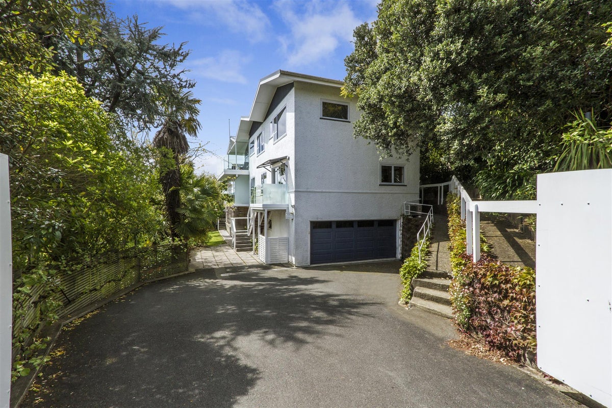 25 Victoria Road, Stepneyville, Nelson - Carousel 1