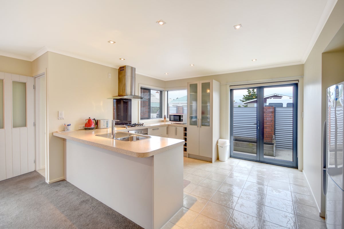 44A Ascot Street, Saint Kilda, Dunedin - Carousel 2