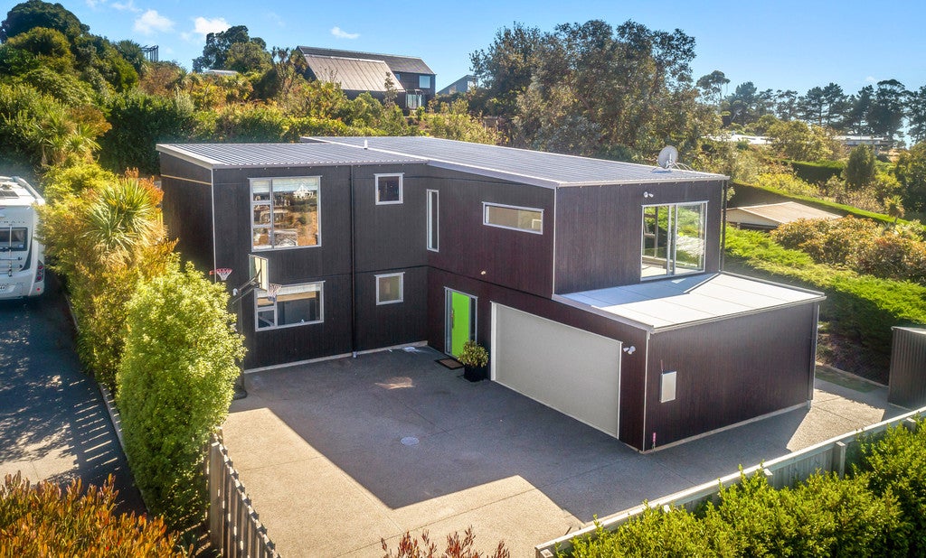 178 Clifton Terrace, Clifton, Christchurch - Carousel 1