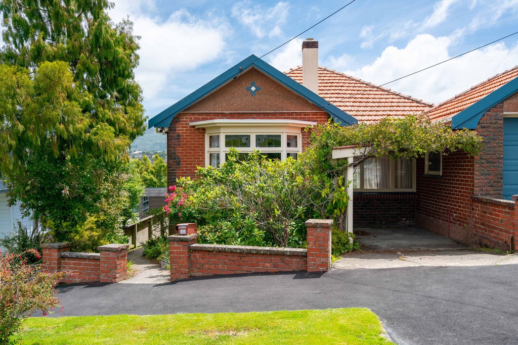 99 Signal Hill Road, Opoho, Dunedin - Carousel 2
