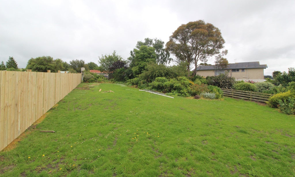 14 Whitestone Crescent, Weston, Oamaru - Carousel 2