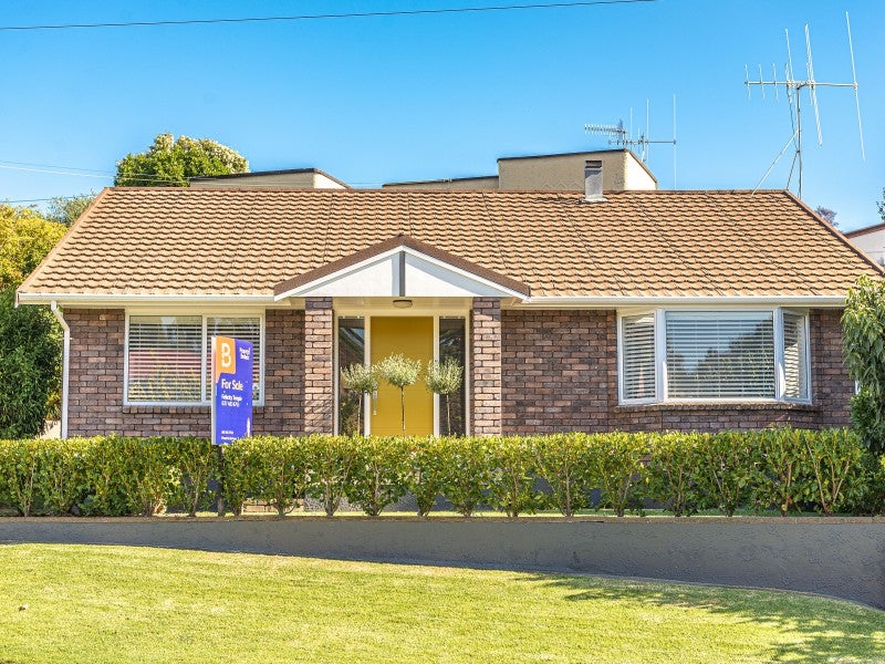 21A Parkes Avenue, Saint Johns Hill, Whanganui - Carousel 1