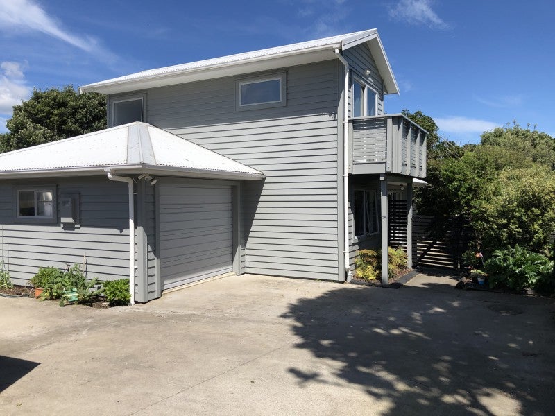 2A Kapiti Crescent, Titahi Bay, Porirua - Carousel 1