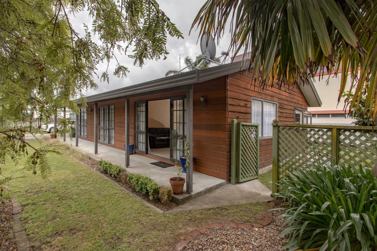 2/38 Riverbend ROAD, Maraenui, NAPIER - Carousel 1