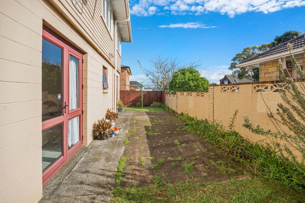 14 Strid Road, Te Atatu South, Auckland - Carousel 17