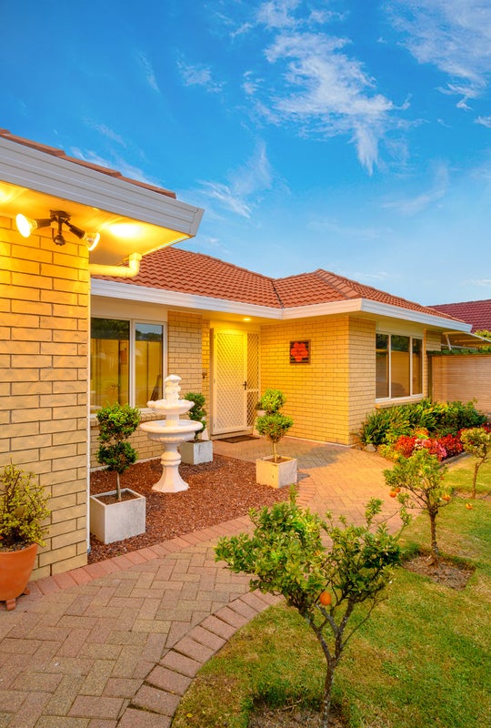 109 Kilkenny Drive, Dannemora, Auckland - Carousel 2