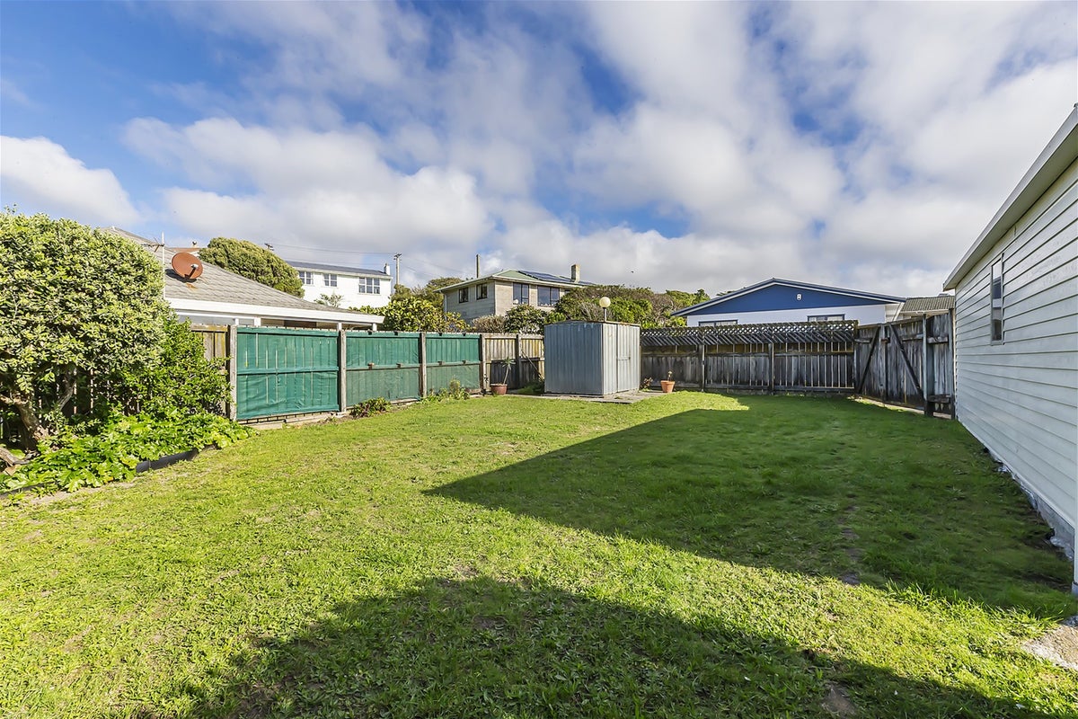 35 Tireti Road, Titahi Bay, Porirua - Carousel 27