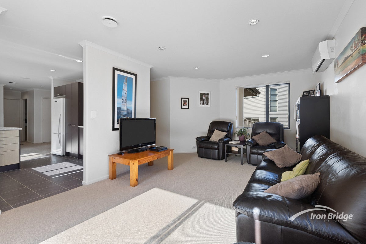 12 Carol Lee Place, Albany Heights, Auckland - Carousel 2