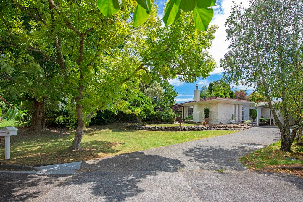 39 Glenmore Road, Sunnyhills, Auckland - Carousel 1