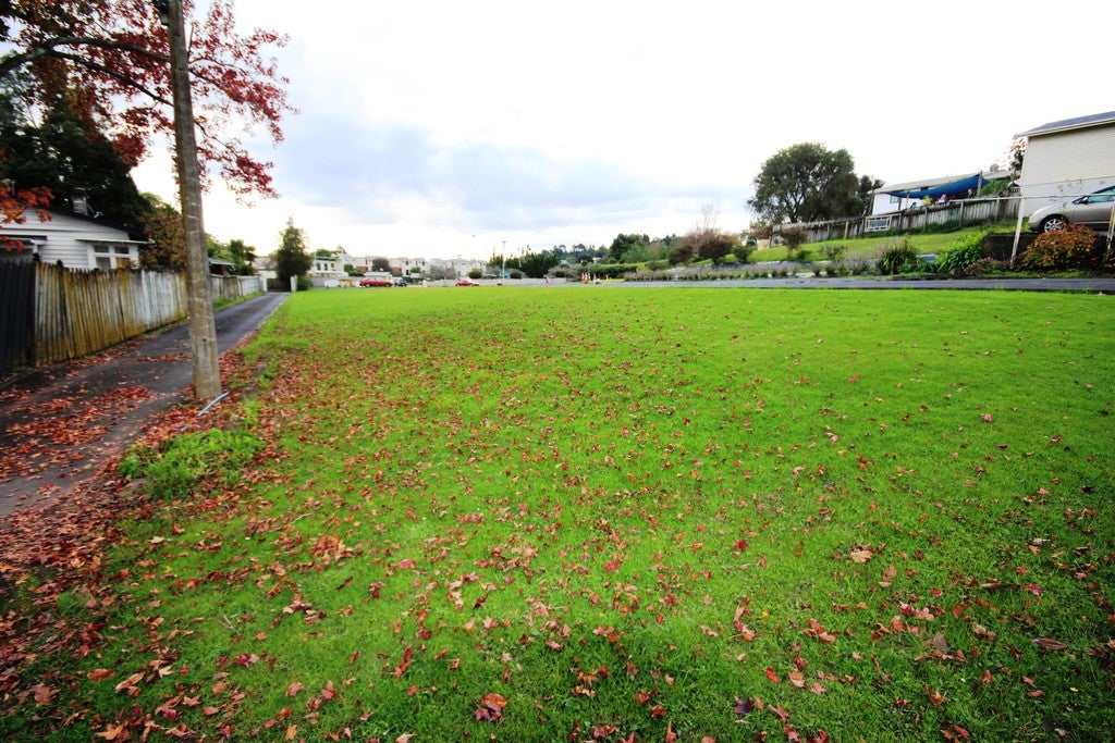 27 Glendale Road, Glen Eden, Auckland - Carousel 7