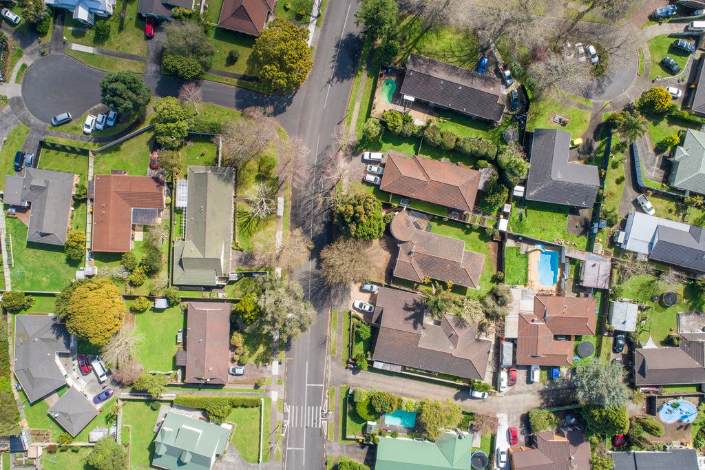 215 Walter Strevens Drive, Conifer Grove, Takanini - Carousel 19