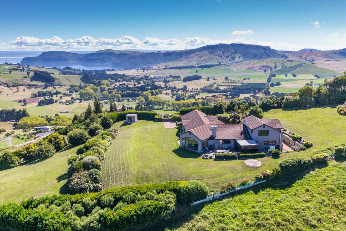 42 Edge Hill, Mapua, Taupo - Carousel 1