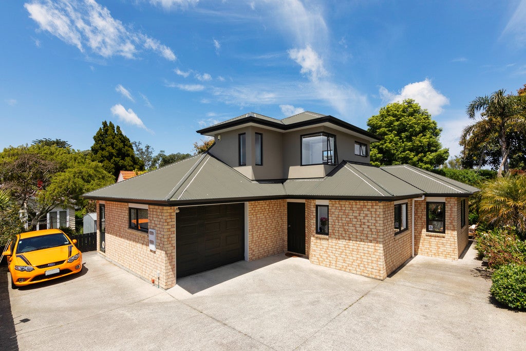 2A Vinter Terrace, Mount Albert, Auckland - Carousel 1