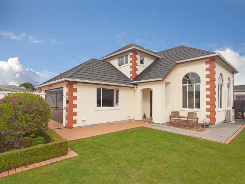 23 Mills Street, Boulcott, Lower Hutt - Carousel 1