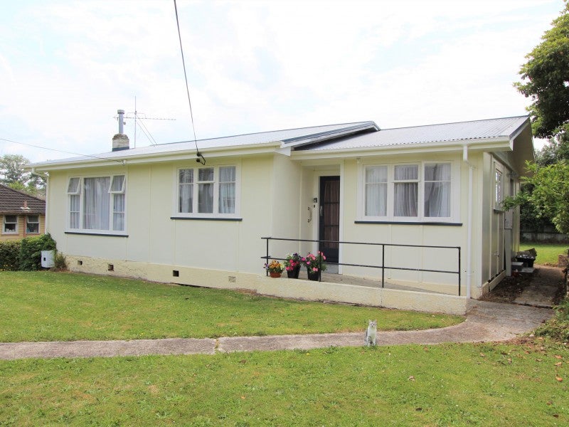 32 Clothier Street, Putaruru - Carousel 1
