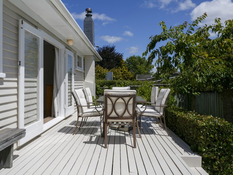 22 Korimako Road, Waipahihi, Taupo - Carousel 1