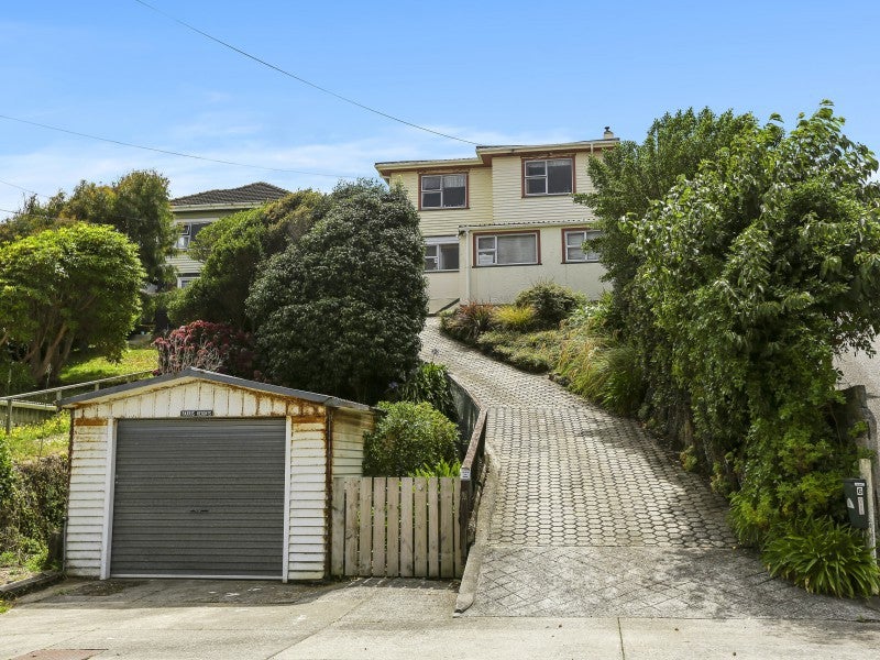 6 Parris Street, Moturoa, New Plymouth - Carousel 1