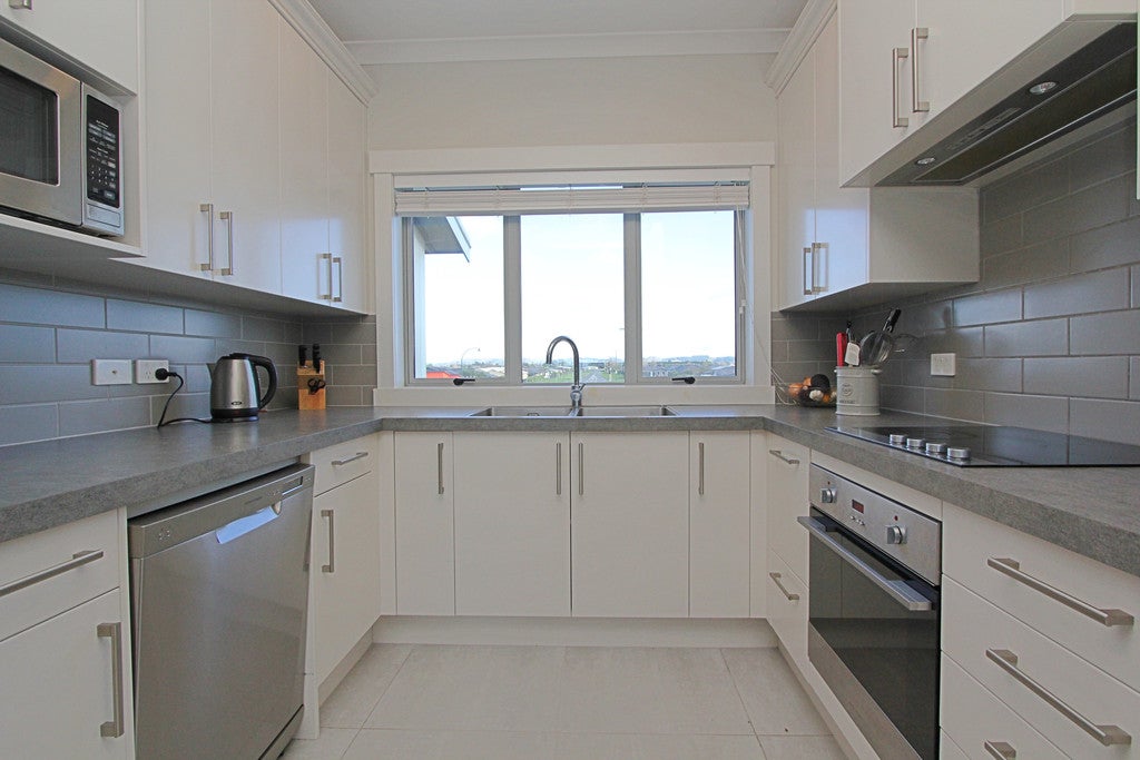 168A Te Awa Avenue, Awatoto, Napier - Carousel 2